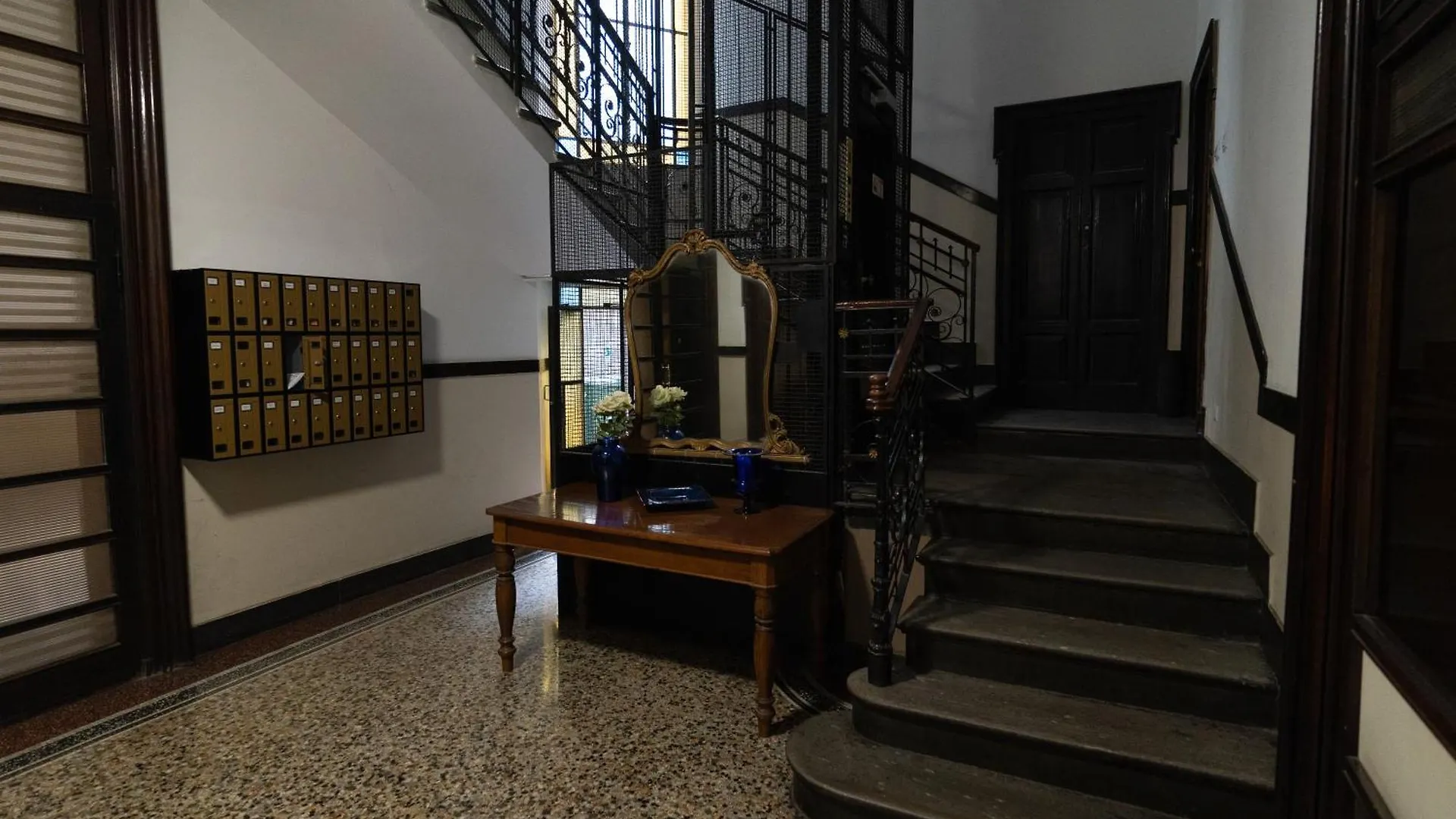 Cinema Suite Central Station - 10 Mins Citycenter Milan